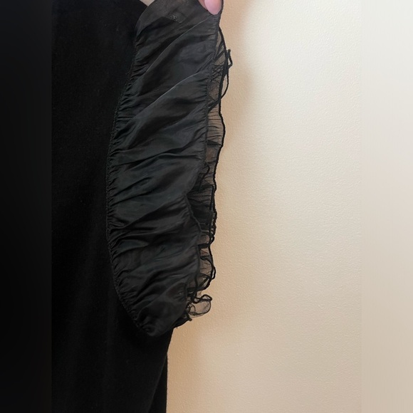 Sioni Milano Black Ruffled Tulle Sleeve Knit Top Large - Picture 4 of 11
